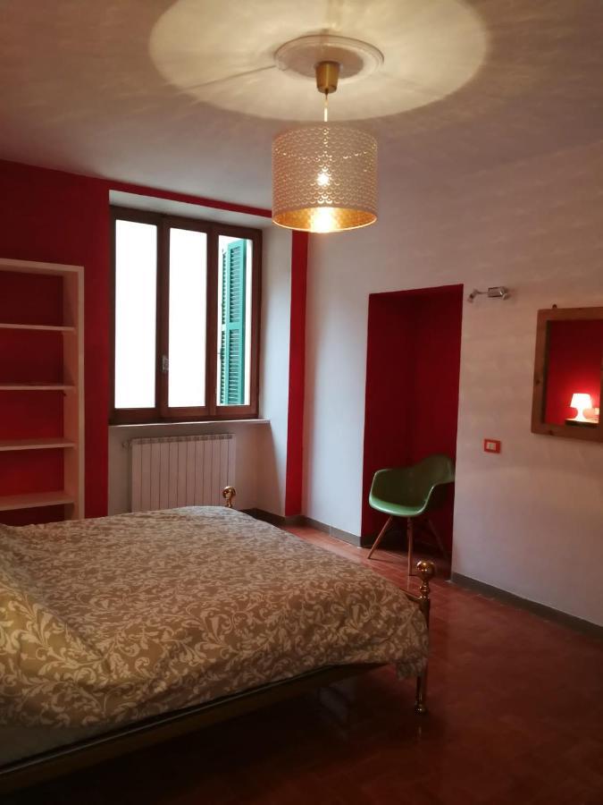 Tuscany, Pontremoli, Italy Swallows Court Lovely Sleeps 2 To 4 People